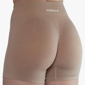 Aurola Shorts